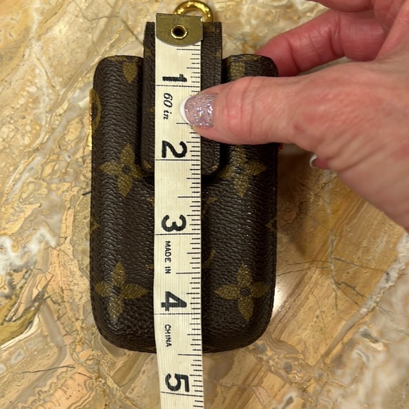 Louis Vuitton Monogram Etui TelePhone International PM - Picture 7 of 8